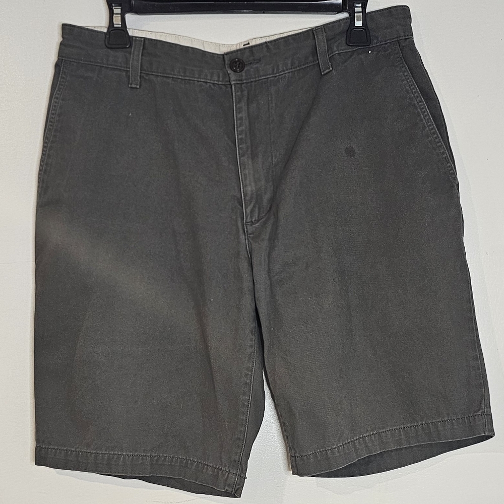 Dockers Men's Dark Gray Flat Front Shorts